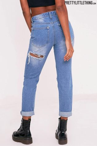 PrettyLittleThing Extreme Rip Boyfriend Jeans